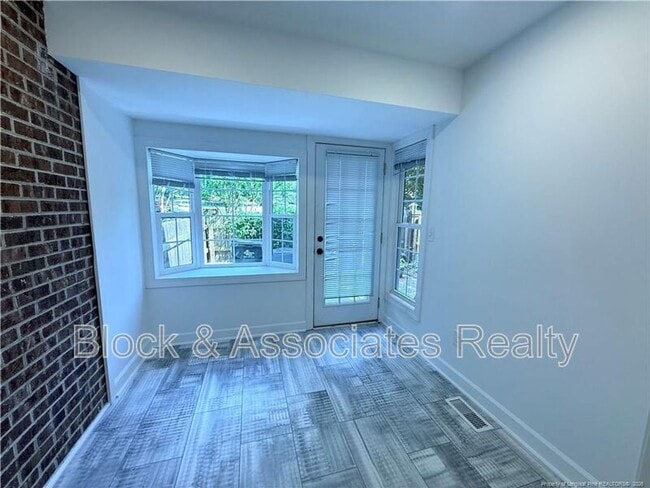Building Photo - 155 S Ashe St