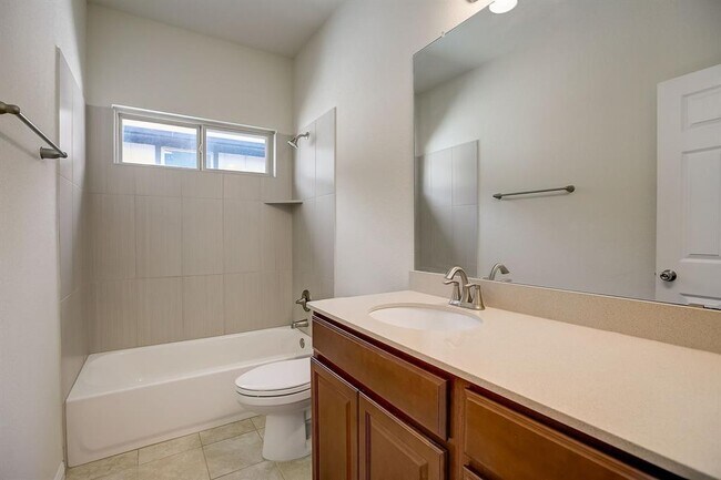 Building Photo - 908 Firebranch Trail