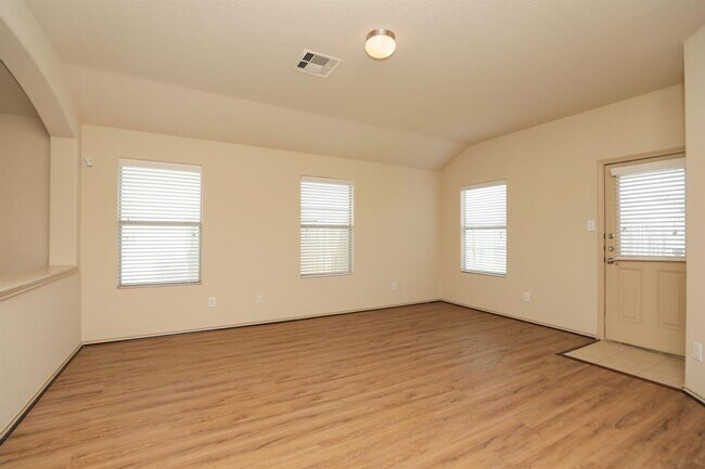 Building Photo - 20427 Shiloh Mist Ln