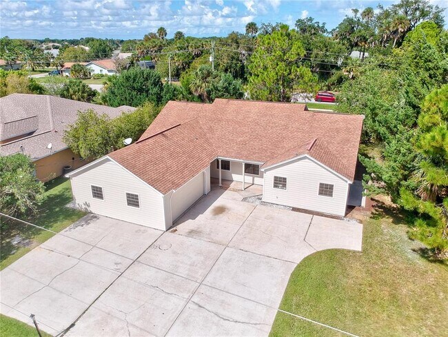 Building Photo - 100 Coral Reef Ct N