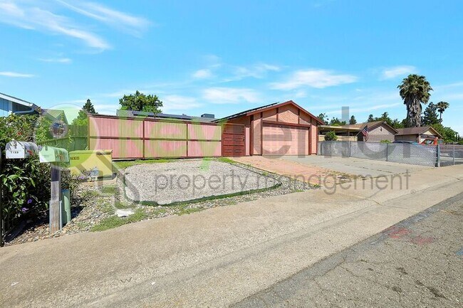 Building Photo - 7137 Reyn Oaks Way