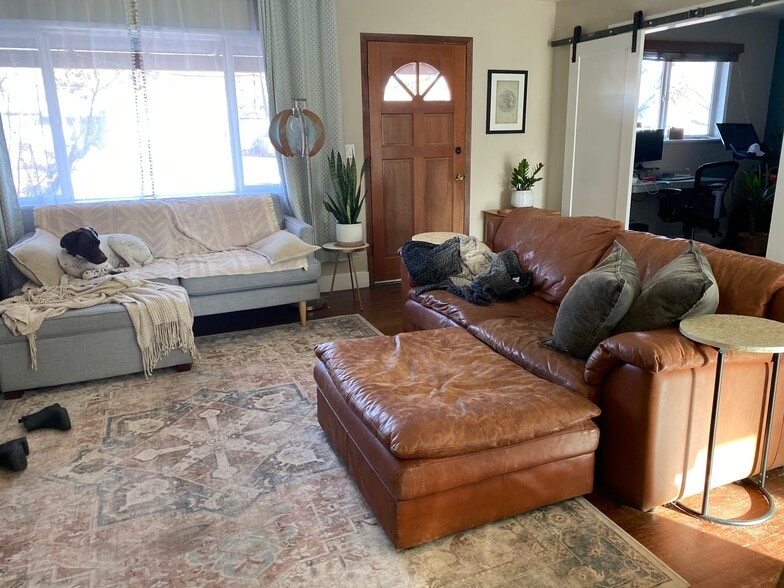 Building Photo - 1261 NE Dempsey Dr