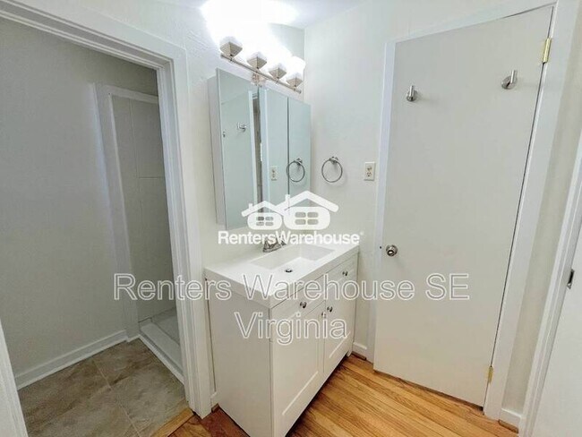 Building Photo - 354 Warrington Cir