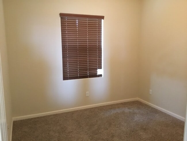 Building Photo - 7426 E Redlands Ave.