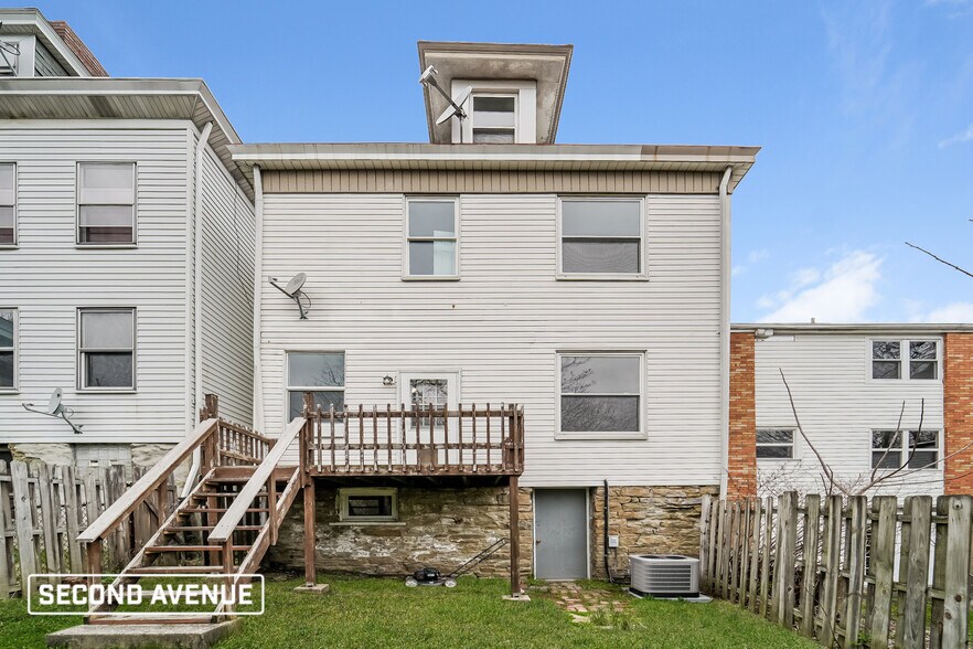 Building Photo - 25 Dunlap St