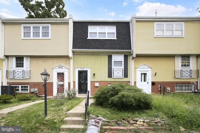Building Photo - 6736 Emlen St