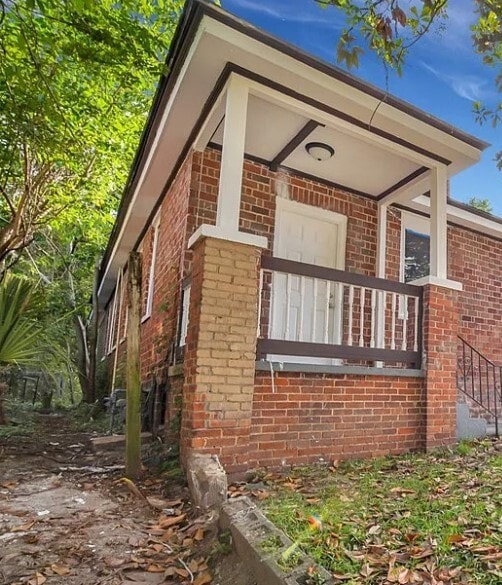 Building Photo - 720 W 42nd St