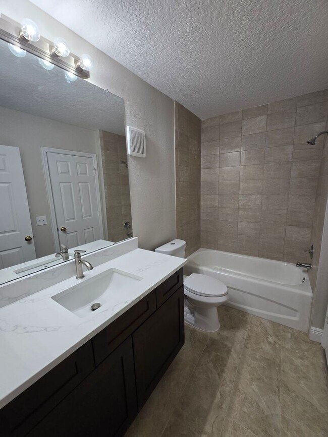Building Photo - 6578 Swissco Dr