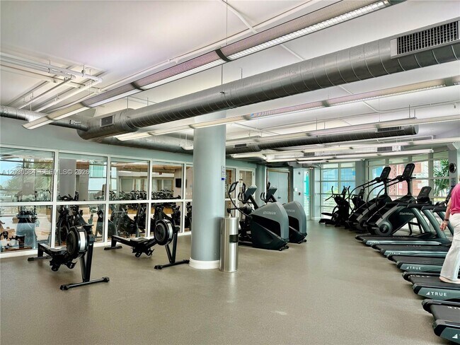 Building Photo - 244 Biscayne Blvd