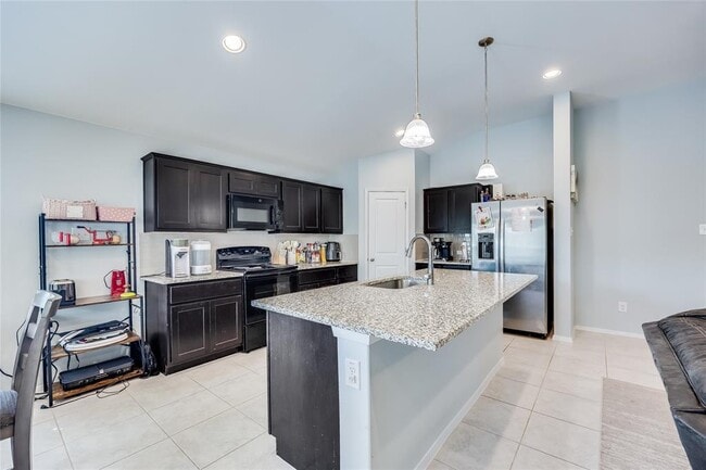 Building Photo - 21302 Santa Rosa Ave