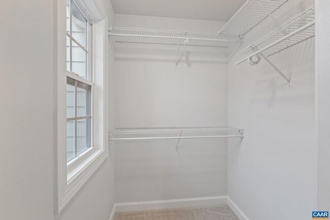 Building Photo - 4 Bedroom 3.5 Bathroom Townhouse with 2 Car Garage - Brownsville Elementary School District