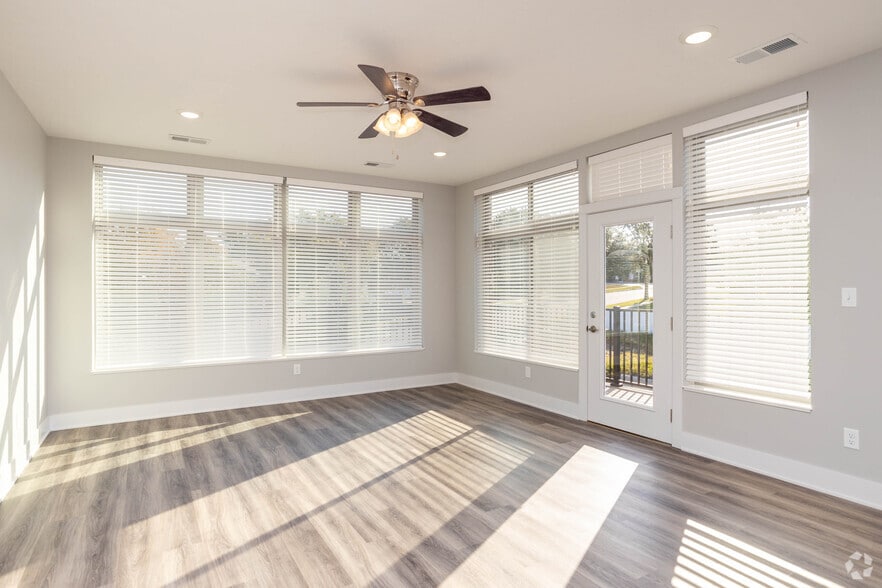 2BR, 2BA - Pinnacle - 29South