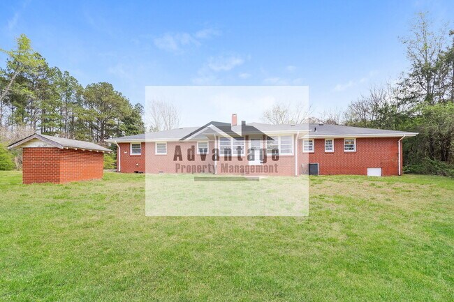 Building Photo - 6615 Cascade Palmetto Hwy