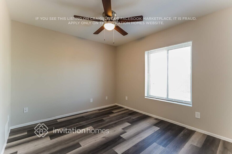 Building Photo - 5319 W Mescal St