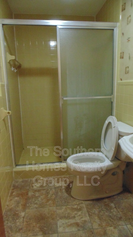 Building Photo - 115 Co Rd 576