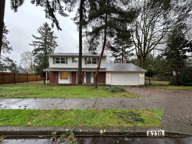 Building Photo - Timeless 5 Bed, 2.5 Bath Home - SW Beaverton