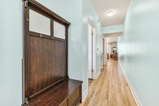 Building Photo - 104 Gulfside Ct