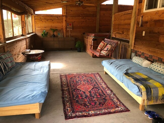 Building Photo - 1209 W Mountain Ave