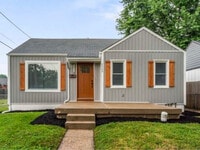 Building Photo - 3302 N Chester Ave