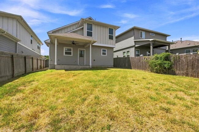 Building Photo - 10221 Forest Grove Dr