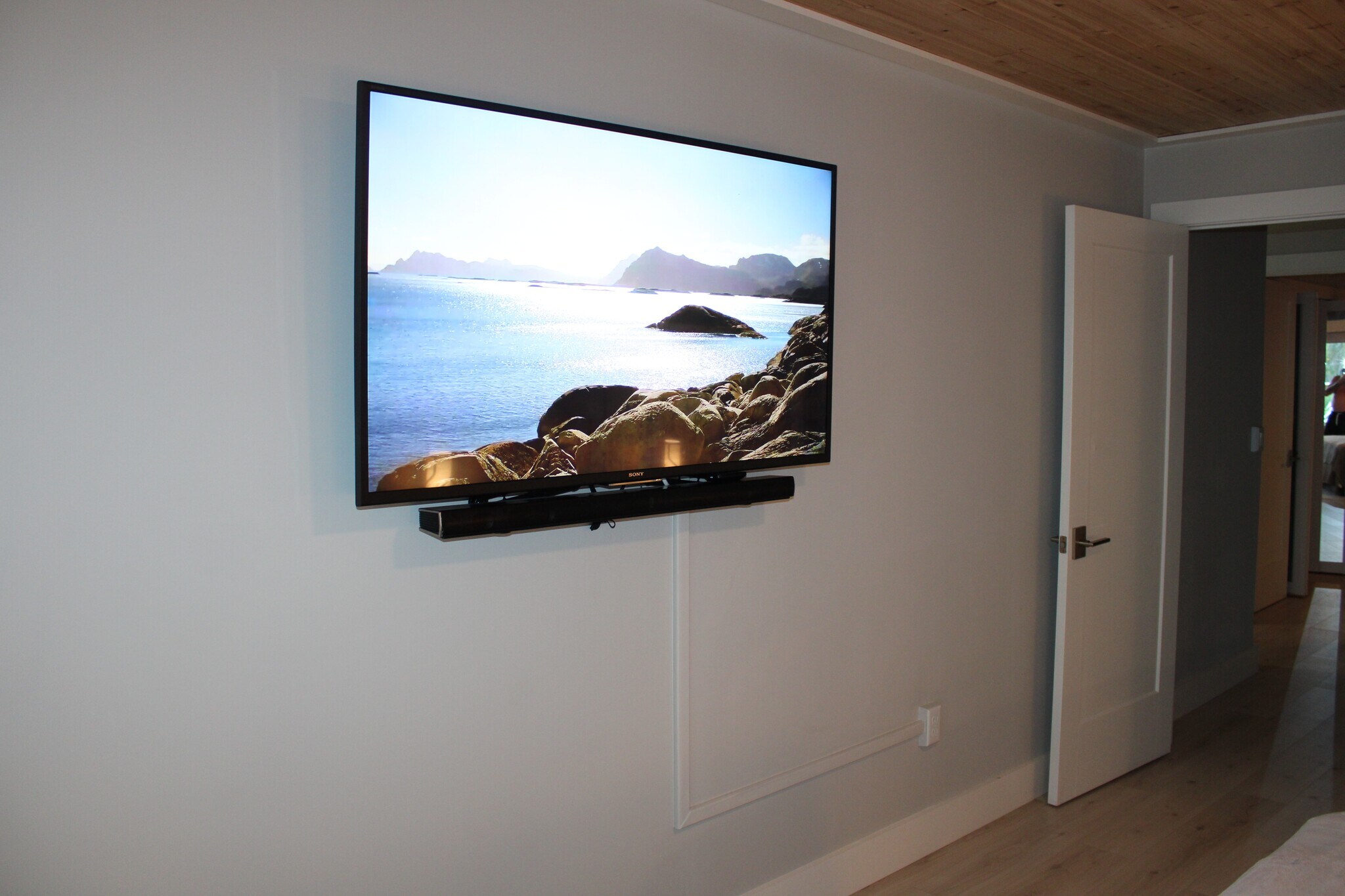 Building Photo - 229 Palm Is NW