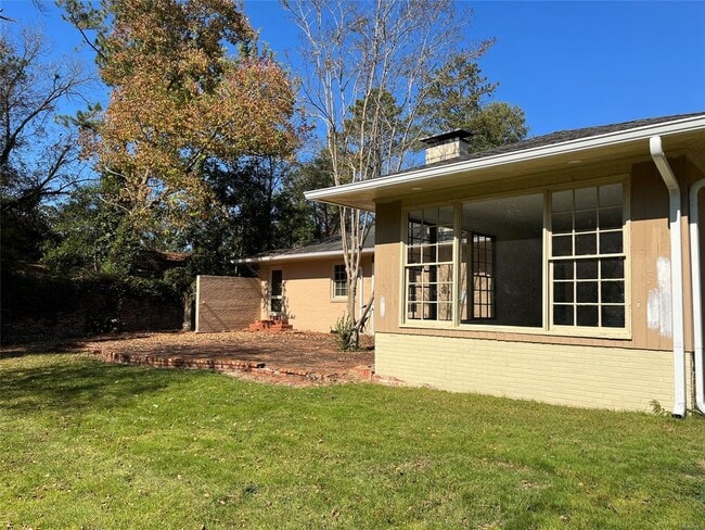 Building Photo - 1244 Gregory Ave