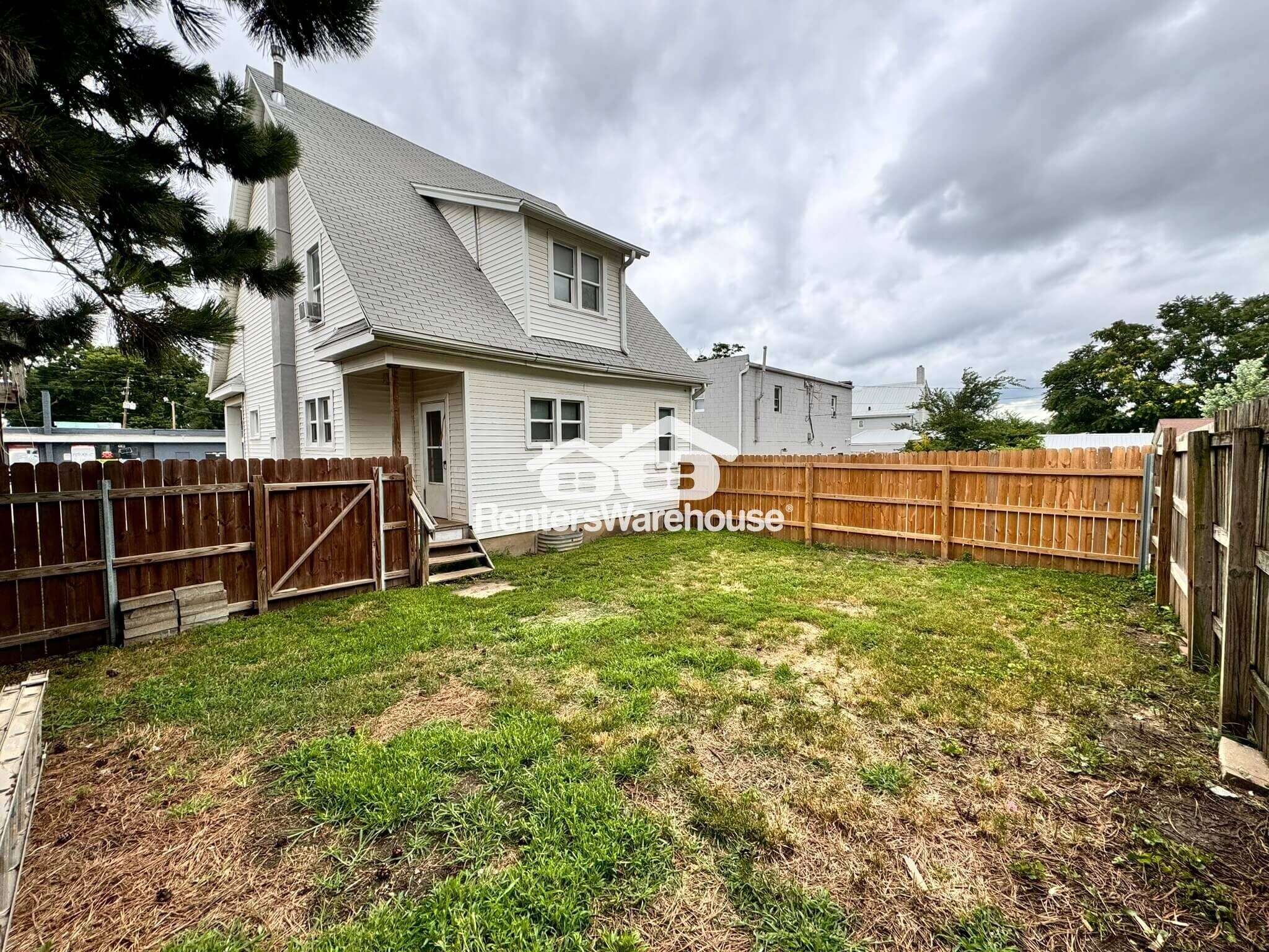 Building Photo - 1703 E Grand Ave