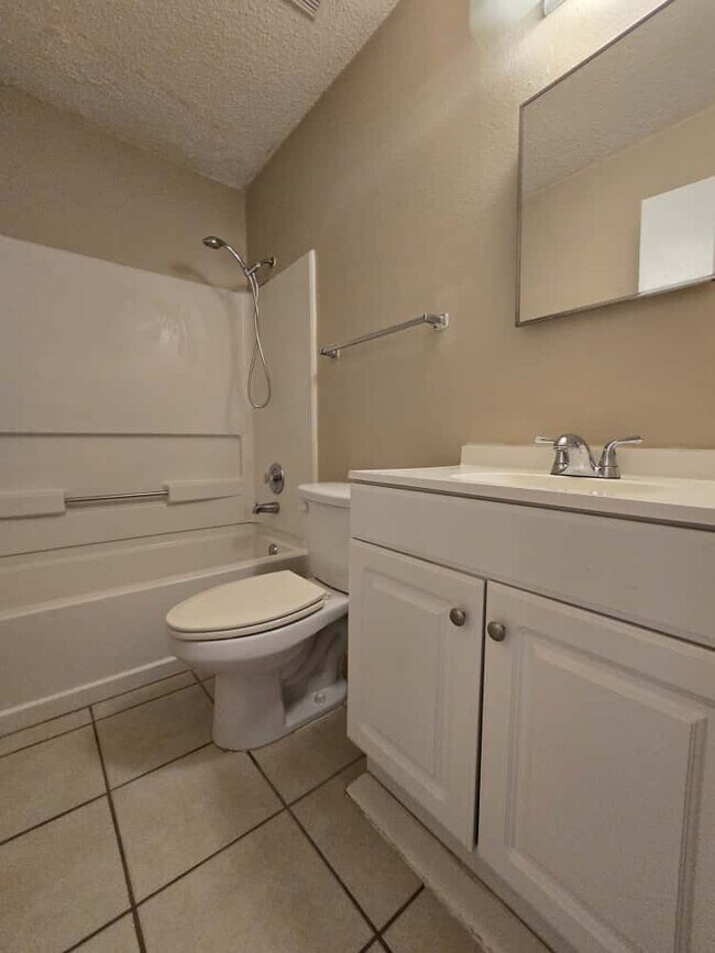 Building Photo - 8338 Longhorn Ridge Dr