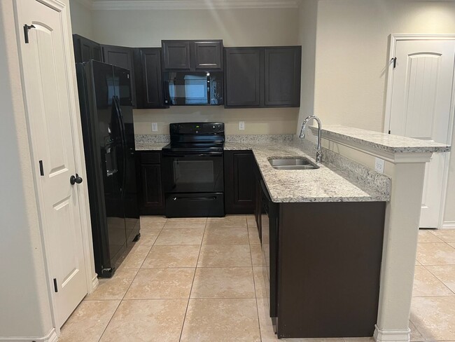 Building Photo - 6618 Mia Way