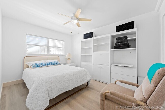 Building Photo - 3300 S Ocean Blvd