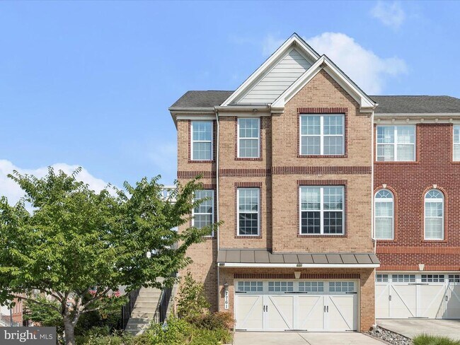 Building Photo - 7761 Crystal Brook Way