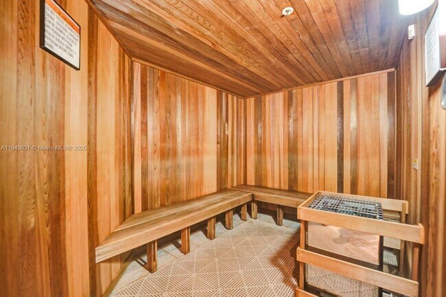 Building Photo - 510 NW 84th Ave