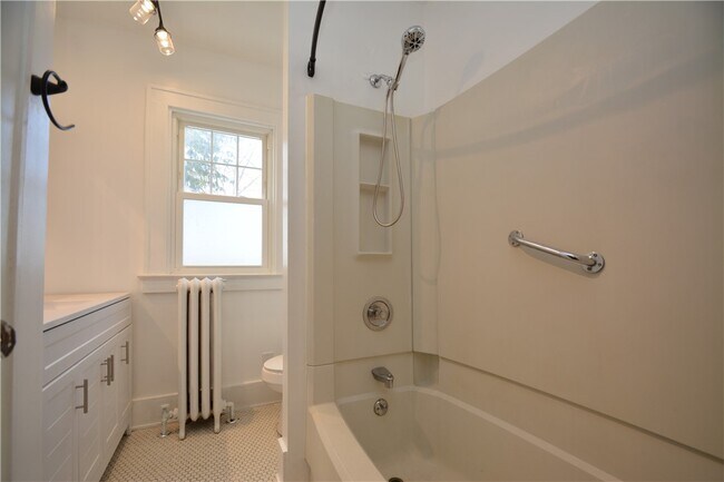 Building Photo - 34 Terrace Park