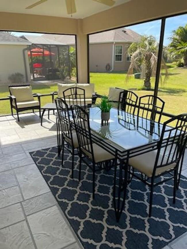 Building Photo - Fully Furnished 3/2 in beautiful Villages Community