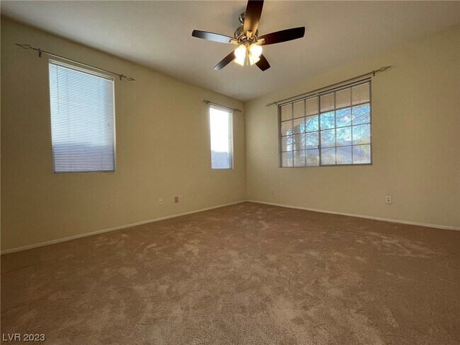 Building Photo - 3216 Stratford Hall Ct