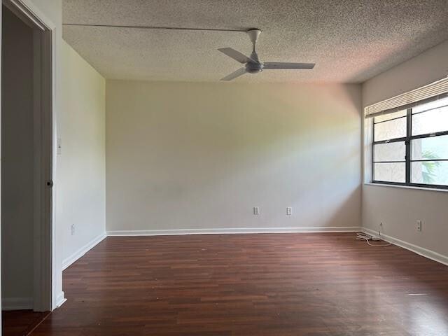 Building Photo - 2609 N 40th Ave