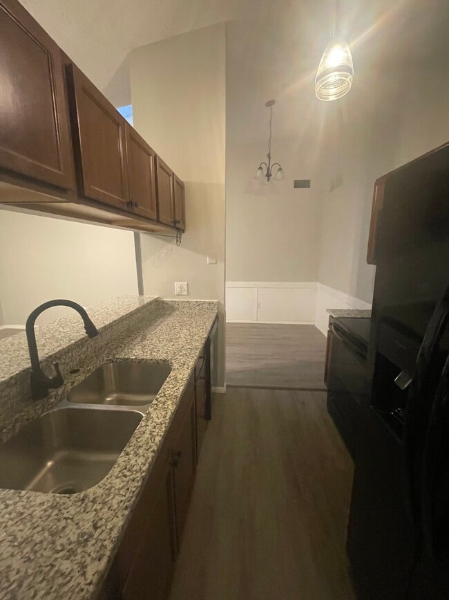 Building Photo - 622 Spirit Ct