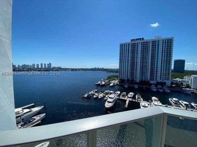 Building Photo - 17301 Biscayne Blvd