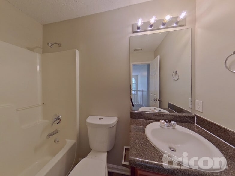 Building Photo - 2880 Chilhowee Dr