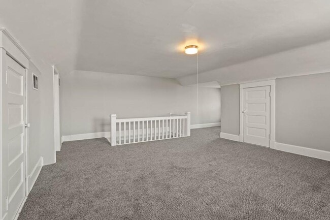 Building Photo - 15 S 17th St