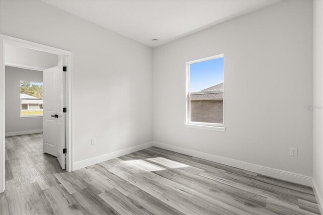 Building Photo - 6761 SW 151 Loop