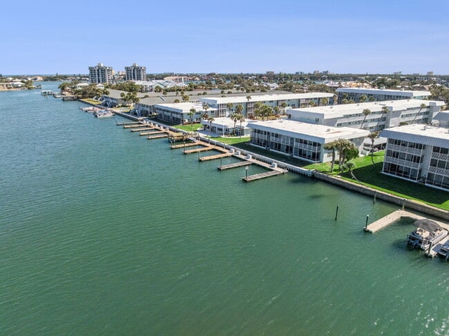 Building Photo - Coastal Living Awaits With This 2-Bed, 2-Bath Condo In Waterway East!