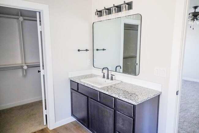 Building Photo - 2916 Corpus Ave