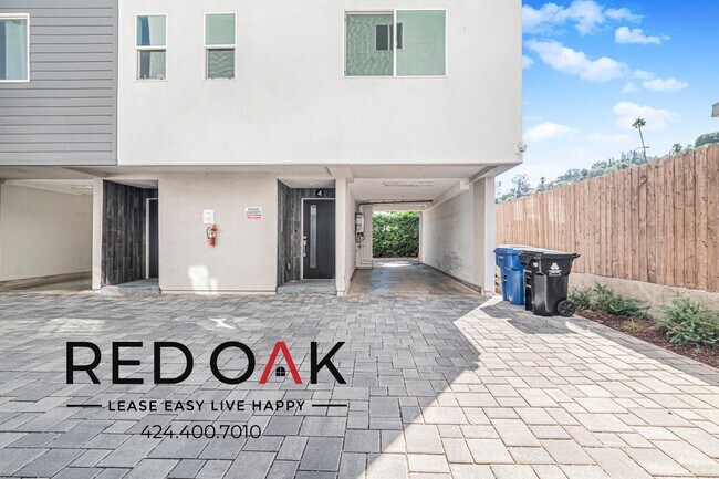 Building Photo - 4506 Esmeralda St