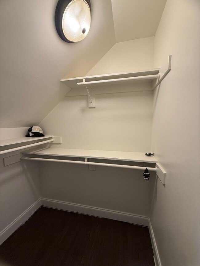 Building Photo - Home for Rent New Listing Beautiful Home