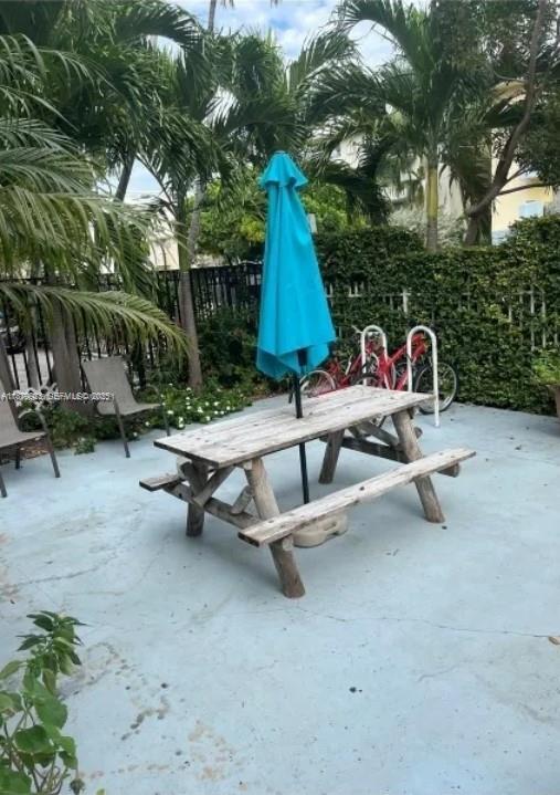 Building Photo - 900 Jefferson Ave