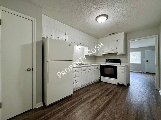 Building Photo - 52 Frawley Rd