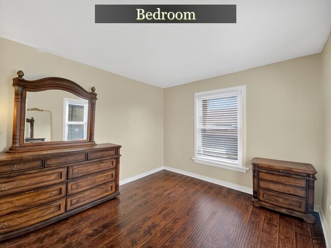 Building Photo - RF: 1157-1159 E. Main