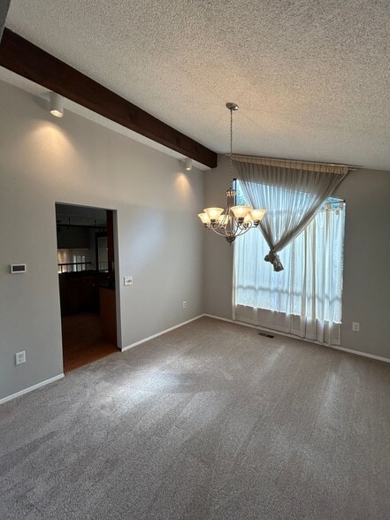 Building Photo - Charming Bellevue Home With Flexible Lease...