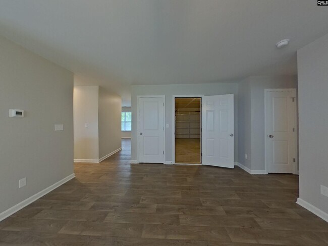 Building Photo - 33 Elmwood Blvd